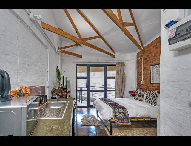 0.5 BEDROOM APARTMENT FOR SALE IN MABONENG